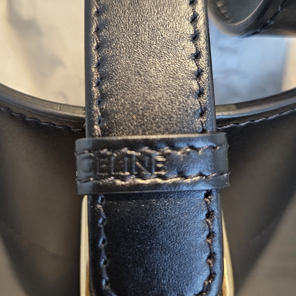 CELINE Black Maillon Triomphe Bucket Bag - Picture 6 of 9